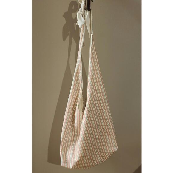 Pink White Stripe Slouchy Hobo Bow Bag Purse - Picture 4 of 4